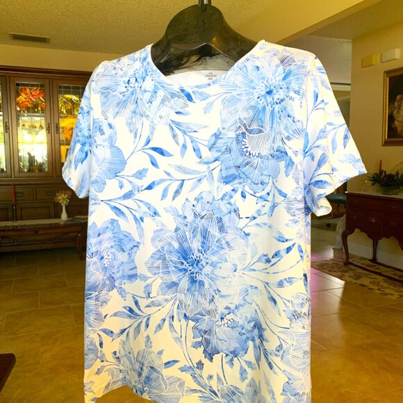 NWT 'The Classic Tee' - Women's 100% Cotton T-Shirt size 1X - Picture 3 of 6